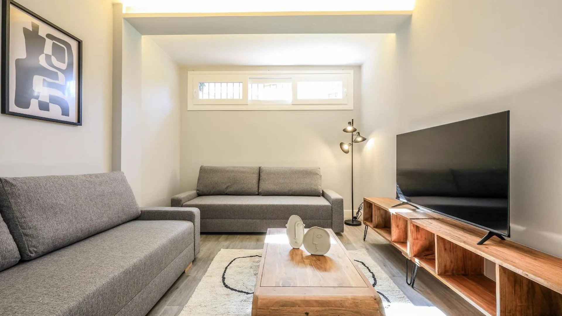 Apartamentos Reformados Act Alquiler Temporal Madrid Apartment