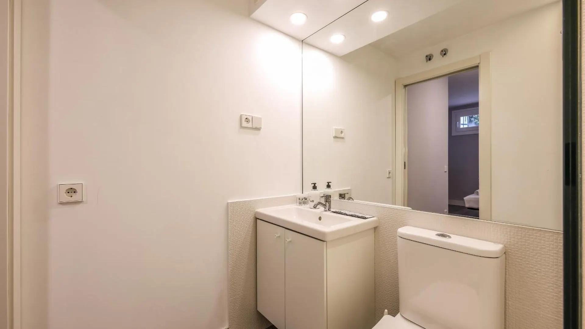 شقة Apartamentos Reformados Act Alquiler Temporal مدريد إسبانيا
