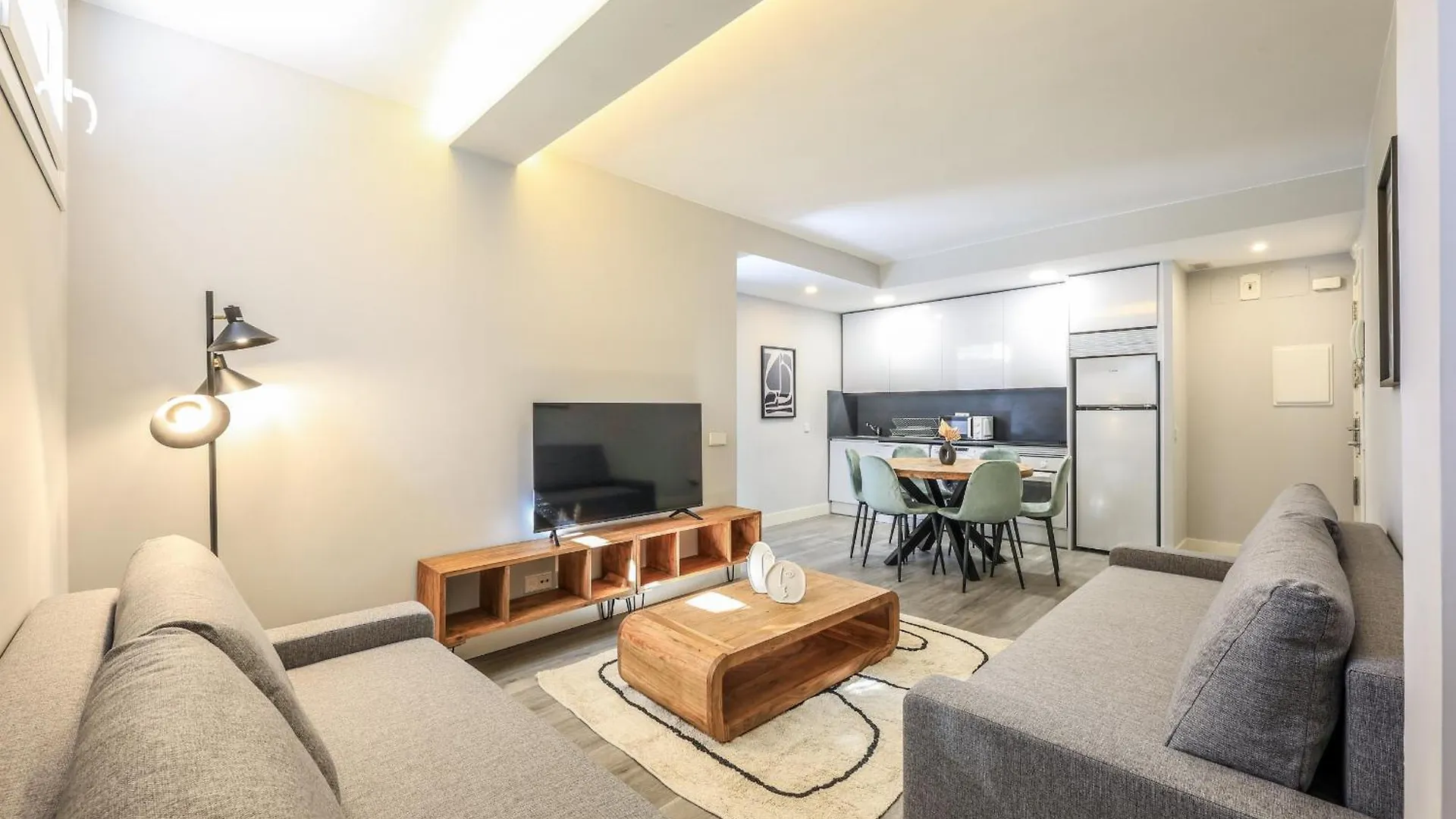 Apartamentos Reformados Act Alquiler Temporal Madrid